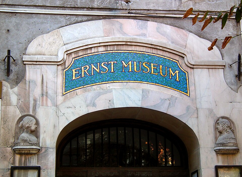 Ernst Museum logo
