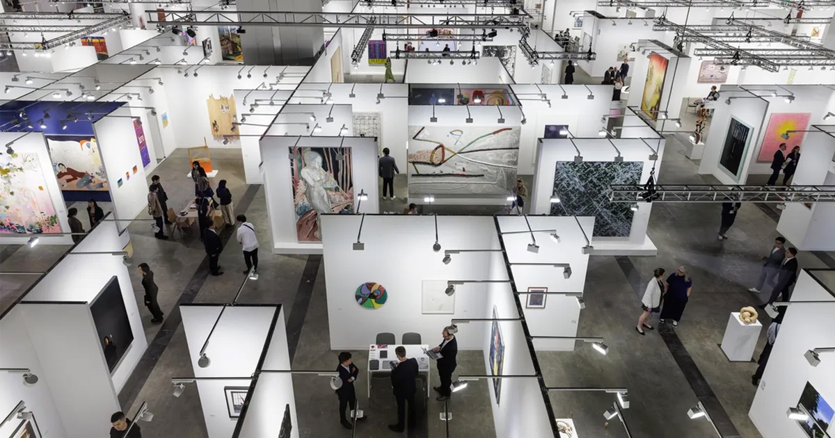 Cristea Roberts Gallery logo