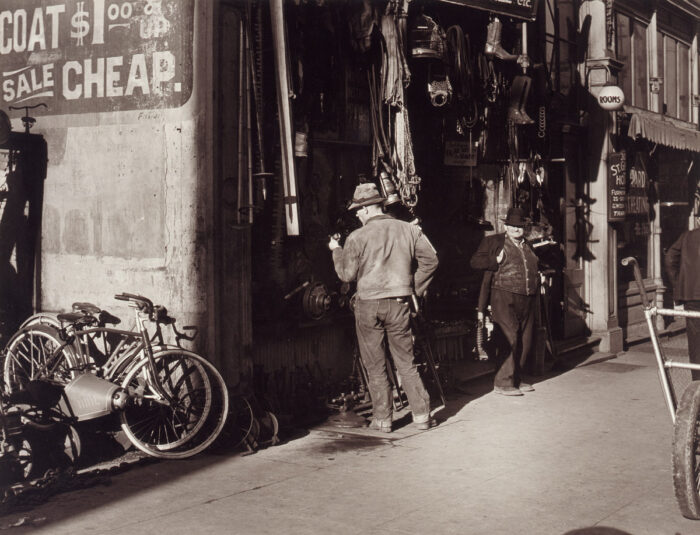 In the Beginning: Minor White’s Oregon Photographs