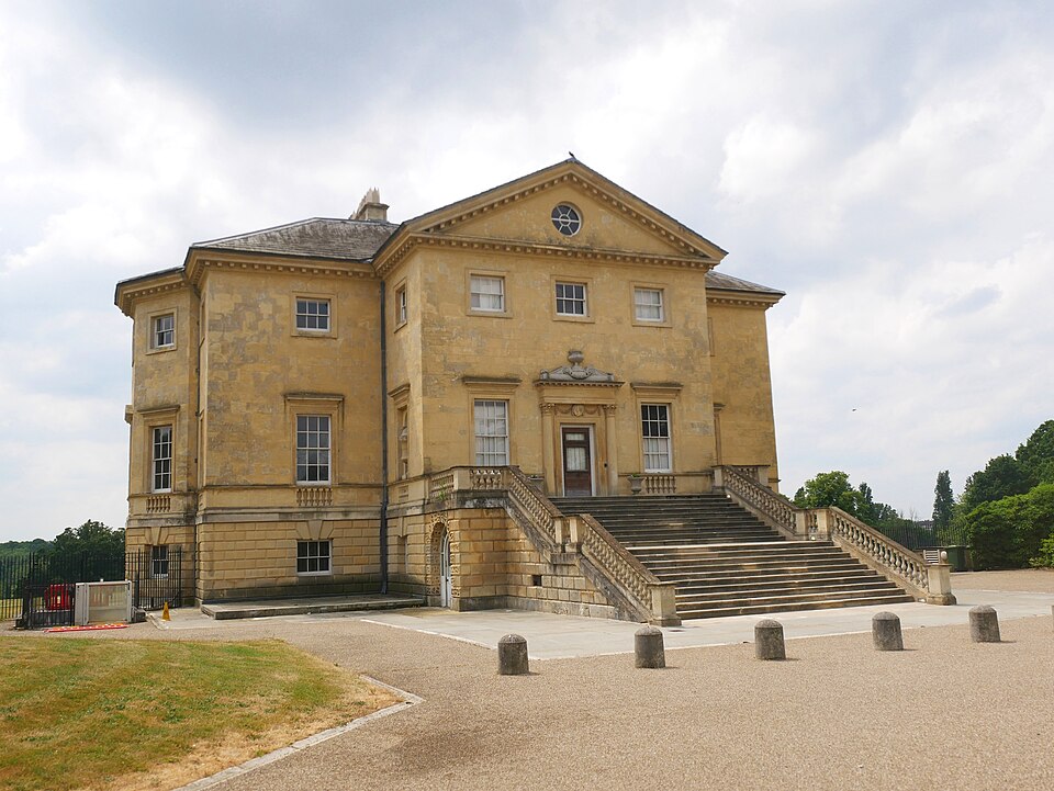 Danson House logo
