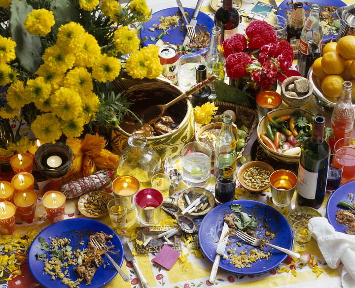 Seven Days: The Still Lifes of Chuck Ramirez