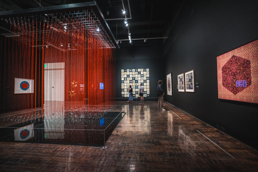 Anila Quayyum Agha: Interwoven