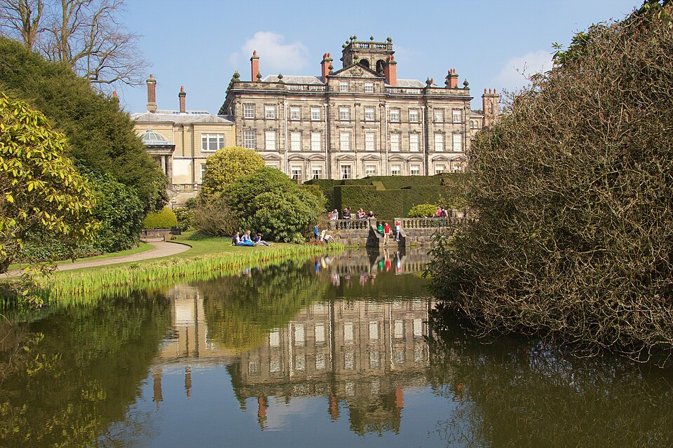 Biddulph Grange Garden logo