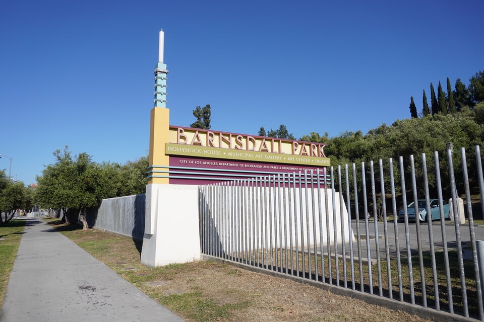 Barnsdall Art Park logo