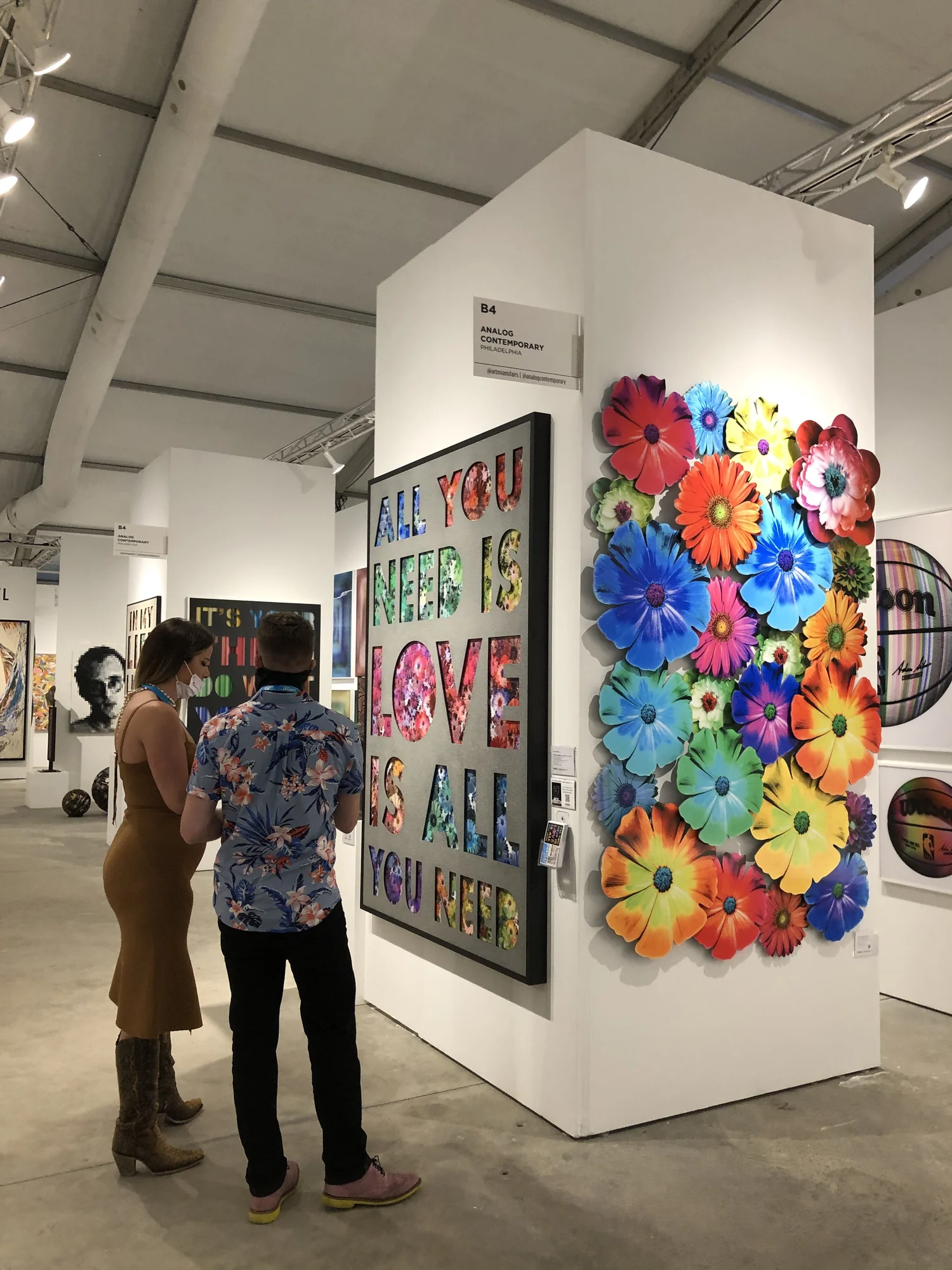 Analog Contemporary logo