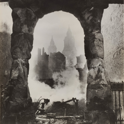 Cecil Beaton’s "London’s Honourable Scars": Photographs of the Blitz