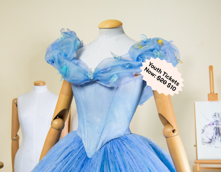 Heroes & Villains: The Art of the Disney Costume