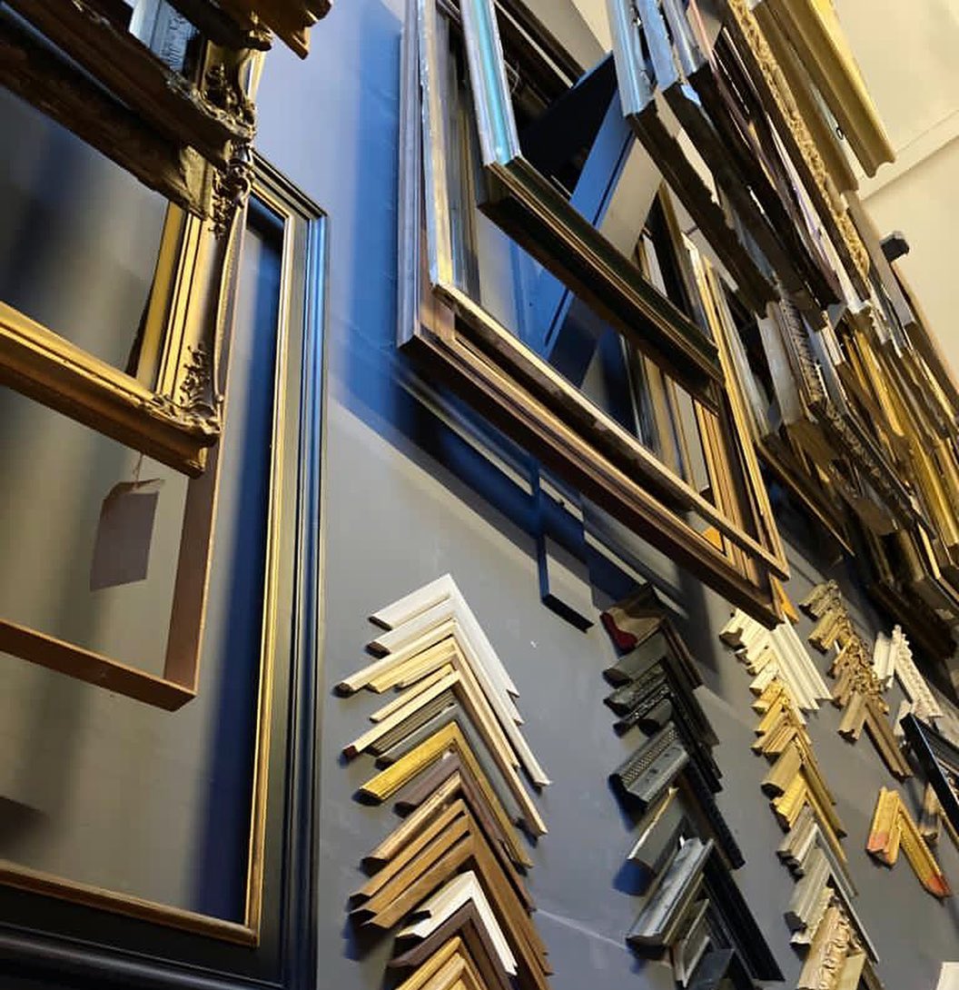 Fairhurst Gallery and Picture Framers logo