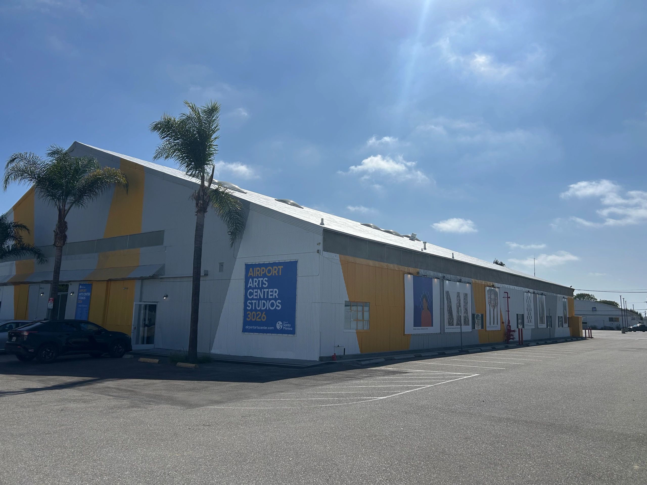 Santa Monica Studios 3026 at the Airport Arts Center logo