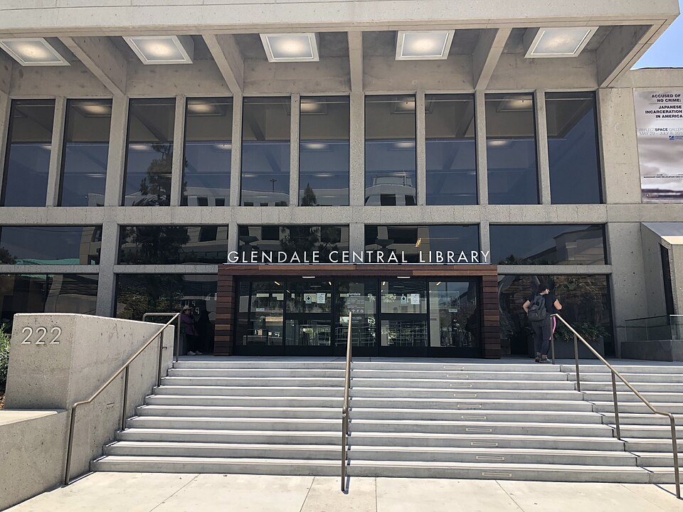 Brand Library & Art Center logo