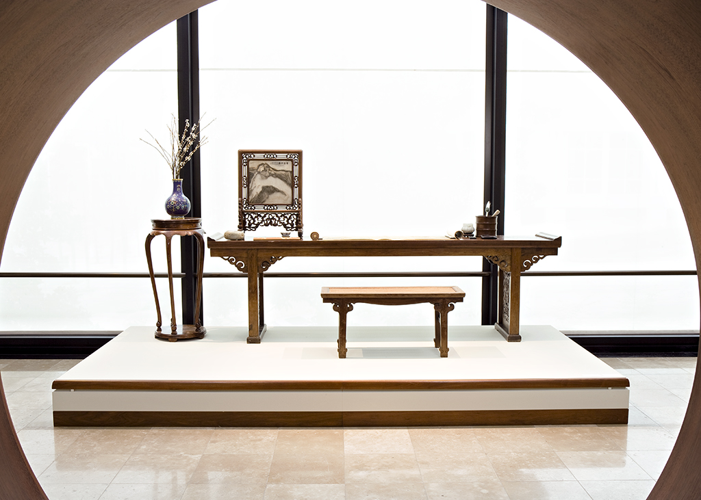 In Pursuit of Elegance and Simplicity: Chinese Scholars’ Studio Furniture from the Tseng Collection
