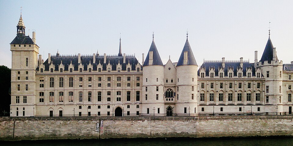 Conciergerie logo