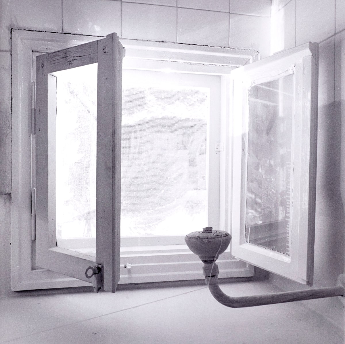 Window, Israel