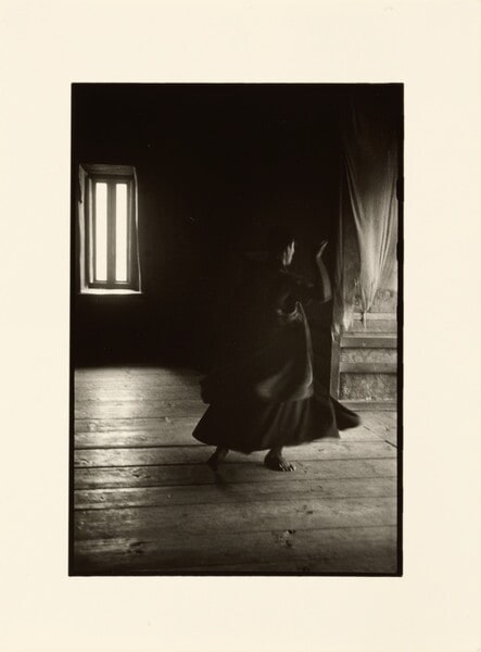 [Figure dancing]
