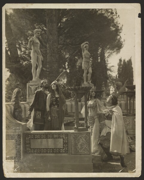 [Movie still]