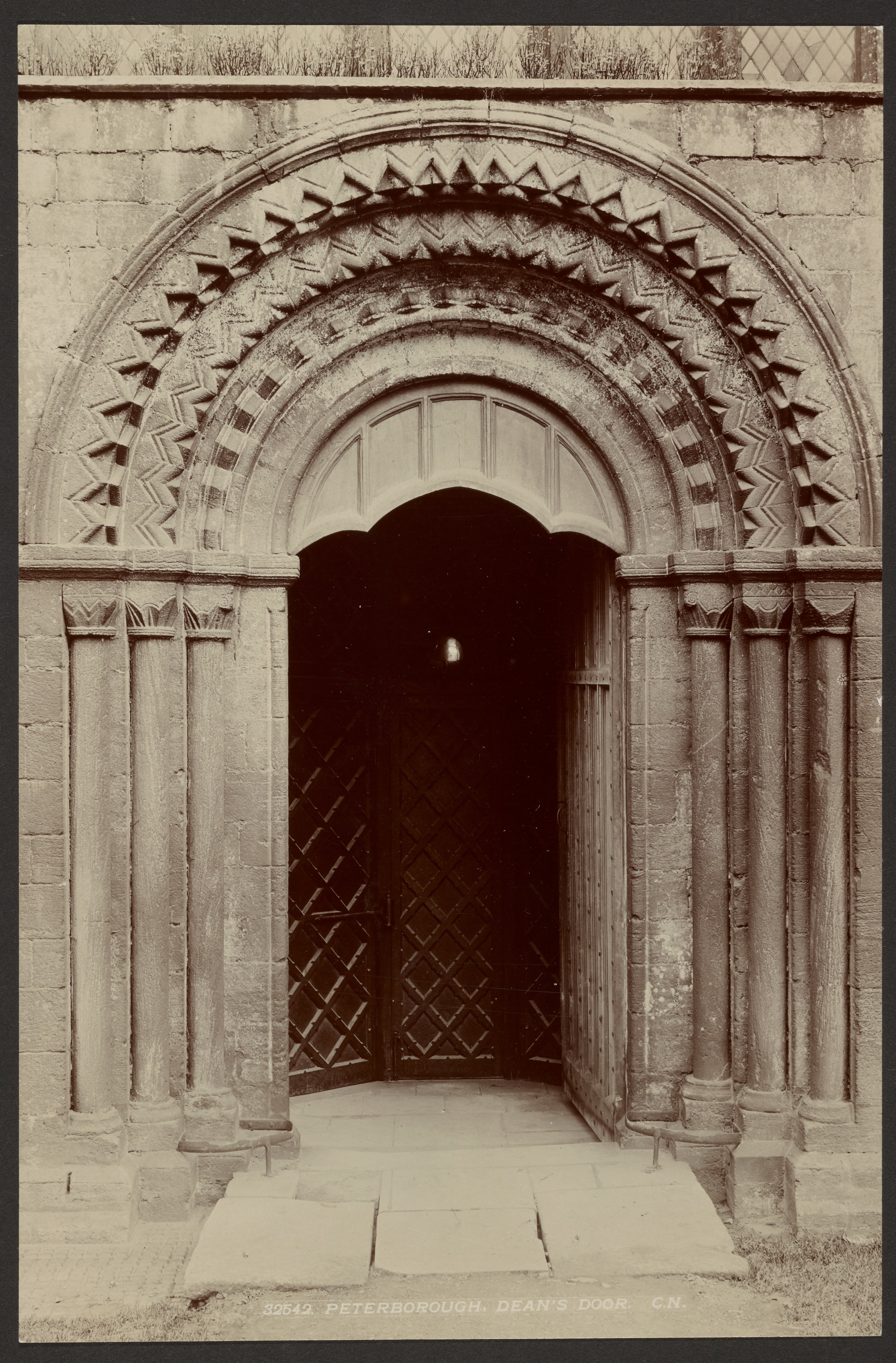 Peterborough, Dean's Door.