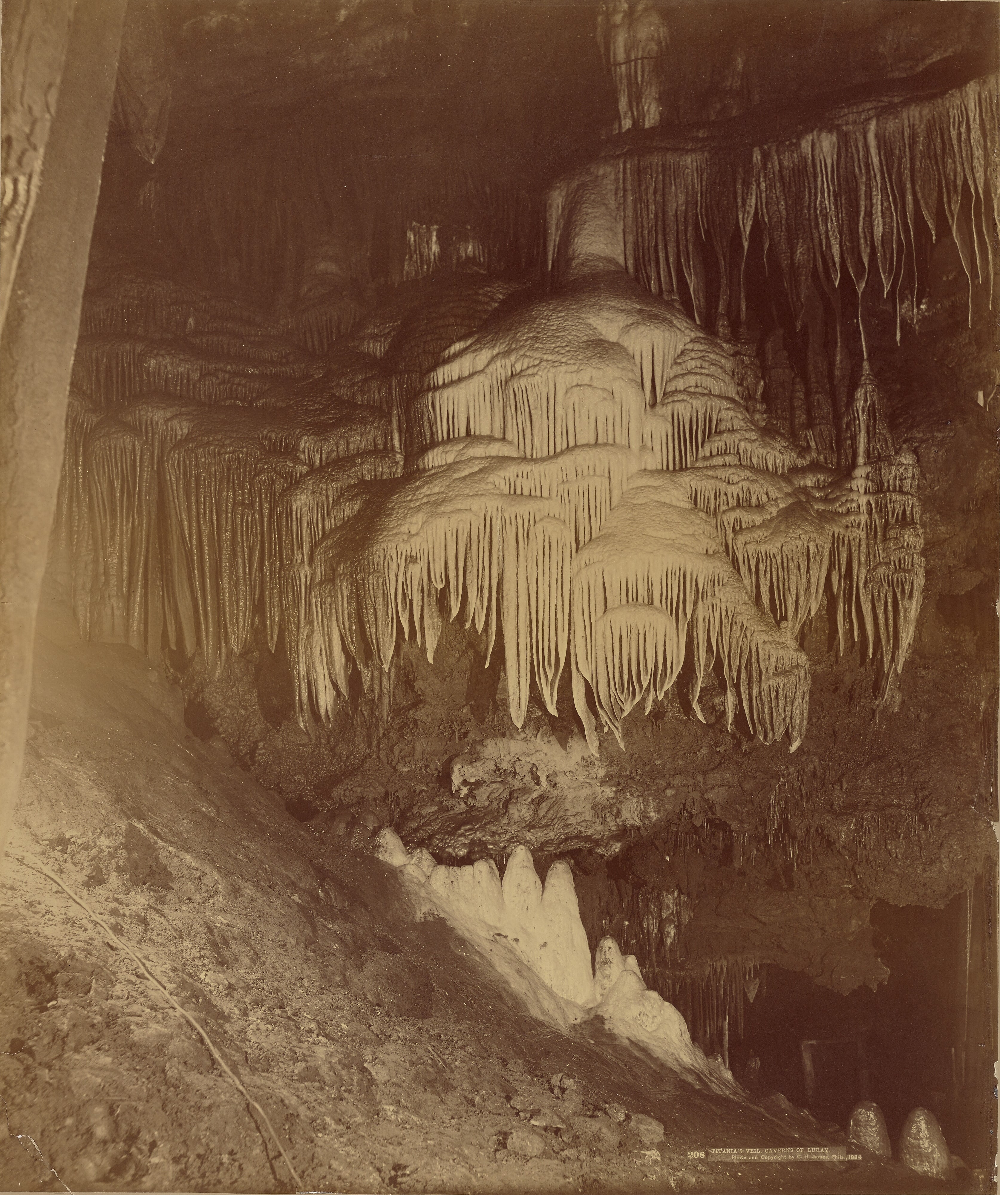 Titania's Veil, Caverns of Luray, Page County, Virginia