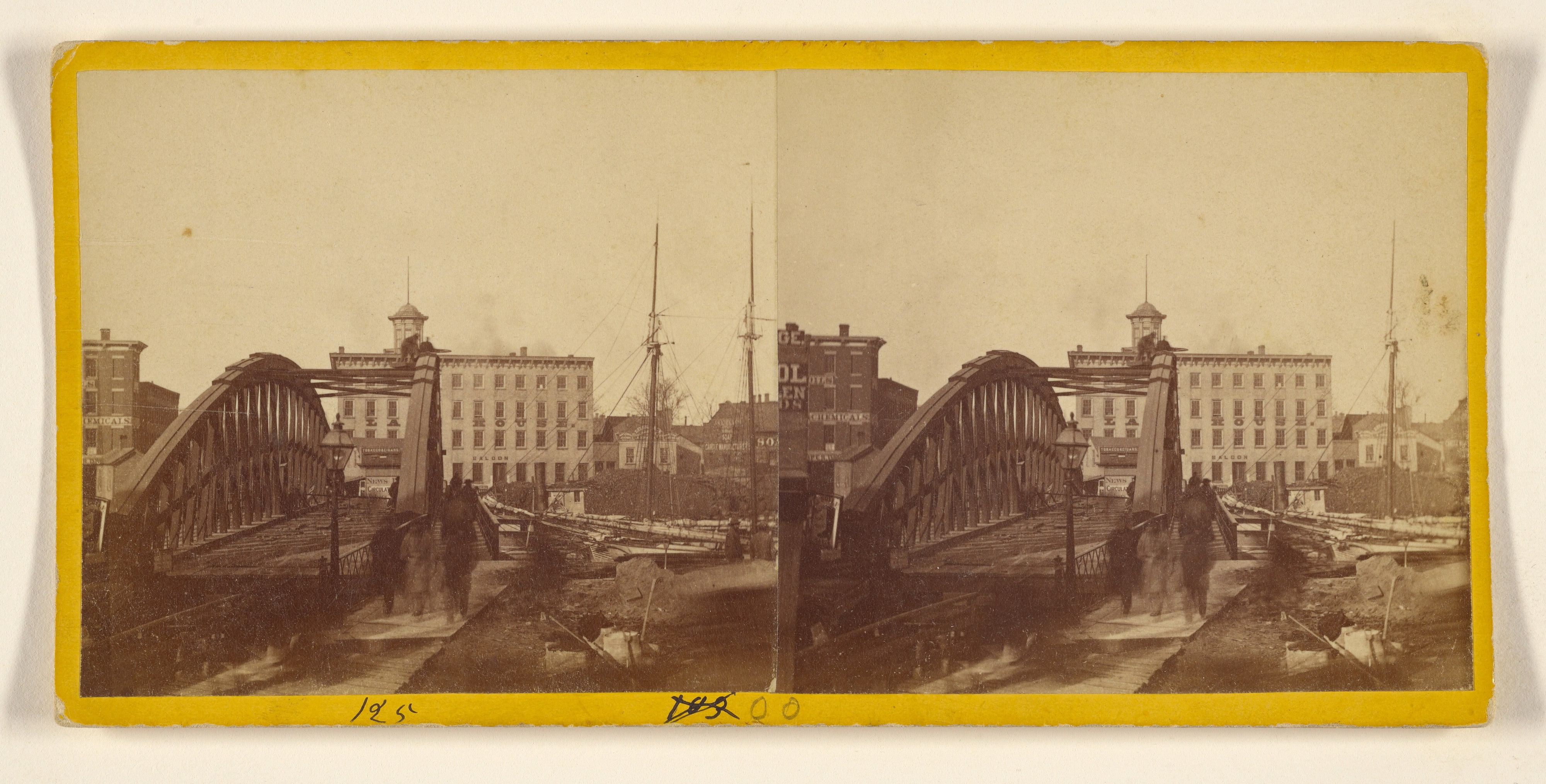 [Rush Street Bridge looking north, Chicago, Illinois]