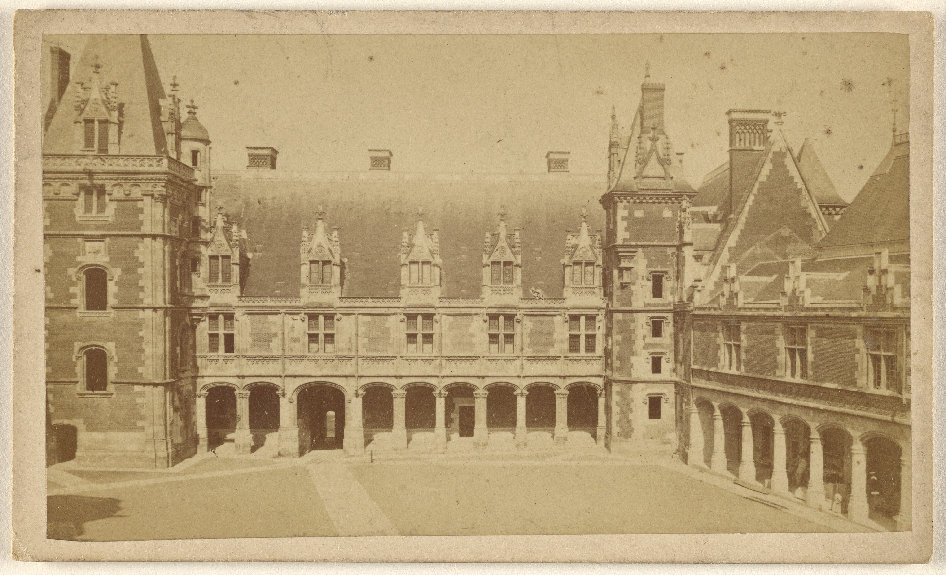 Partie de Louis XII. (Chateau de Blois).