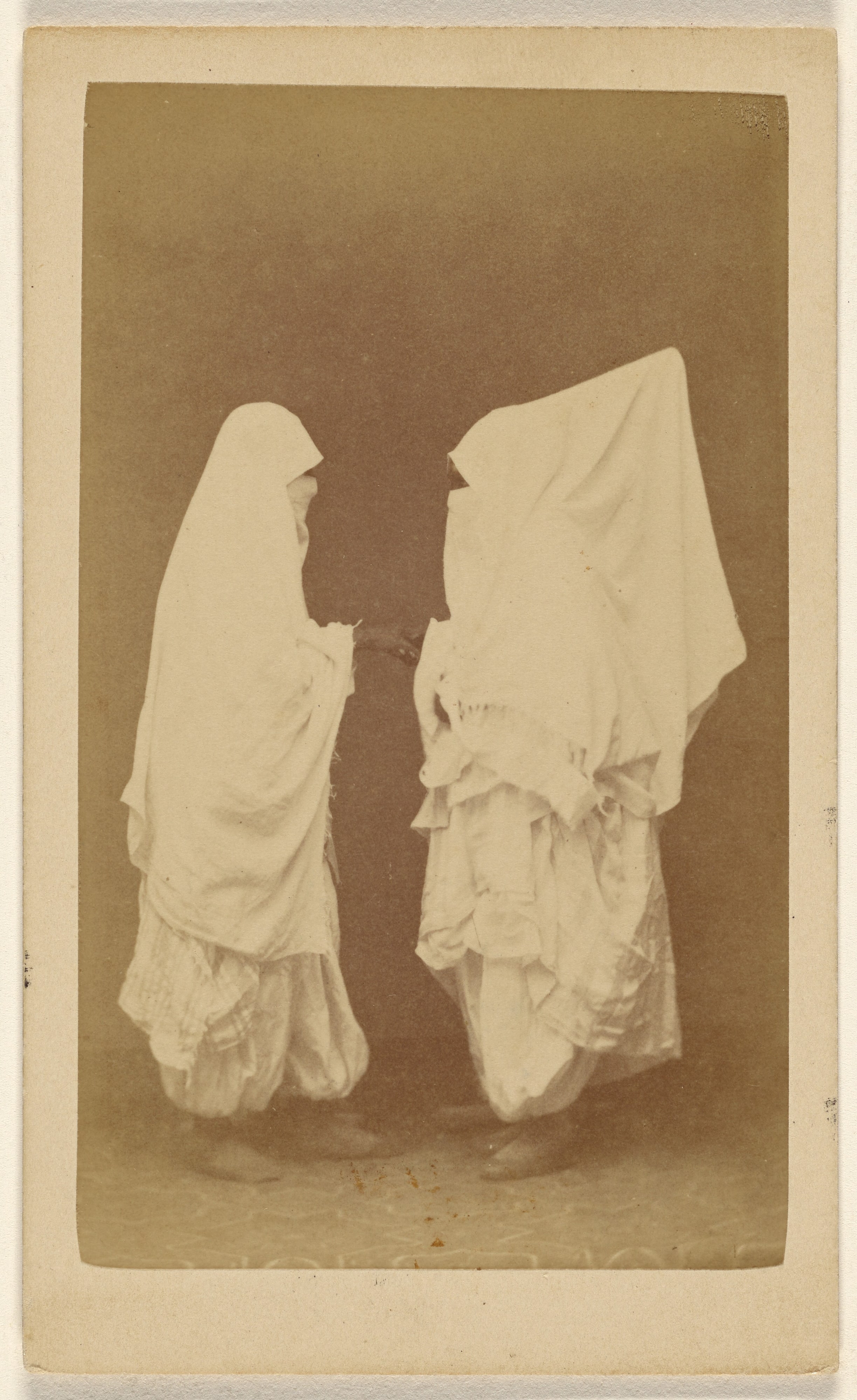 [Two Algerian woman in traditional costume]
