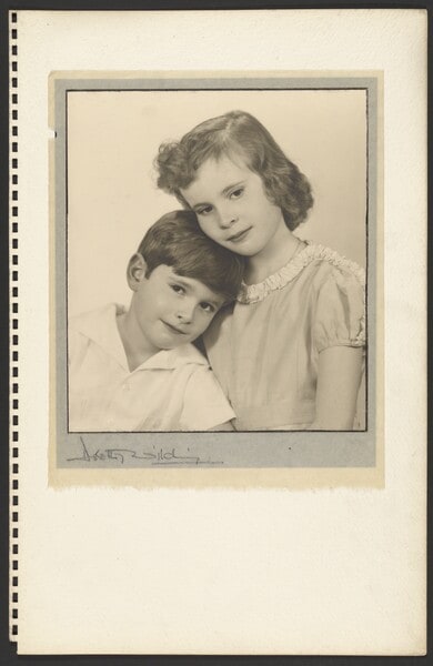 [Portrait of a boy and girl]