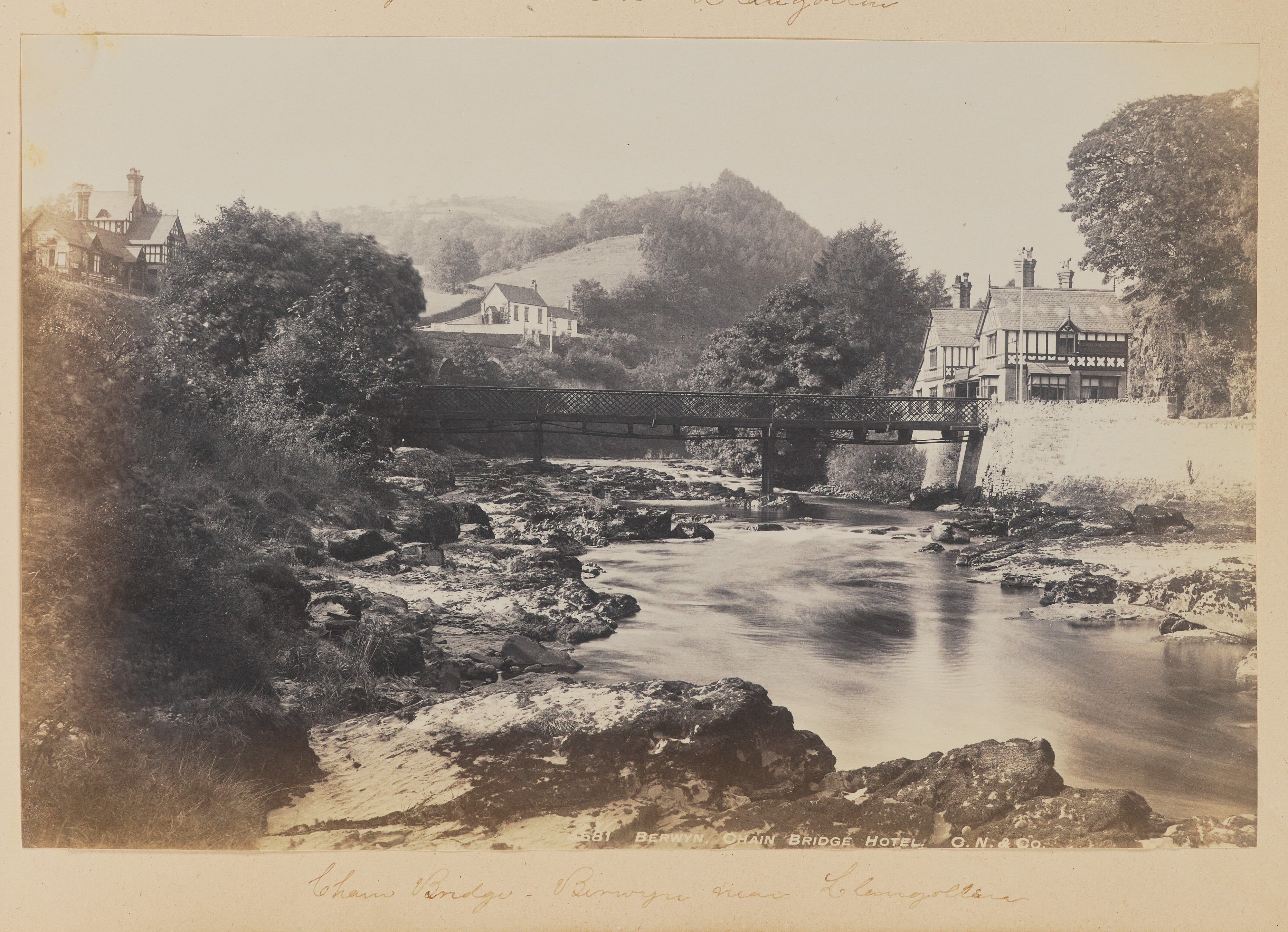 Berwyn - Chain Bridge Hotel