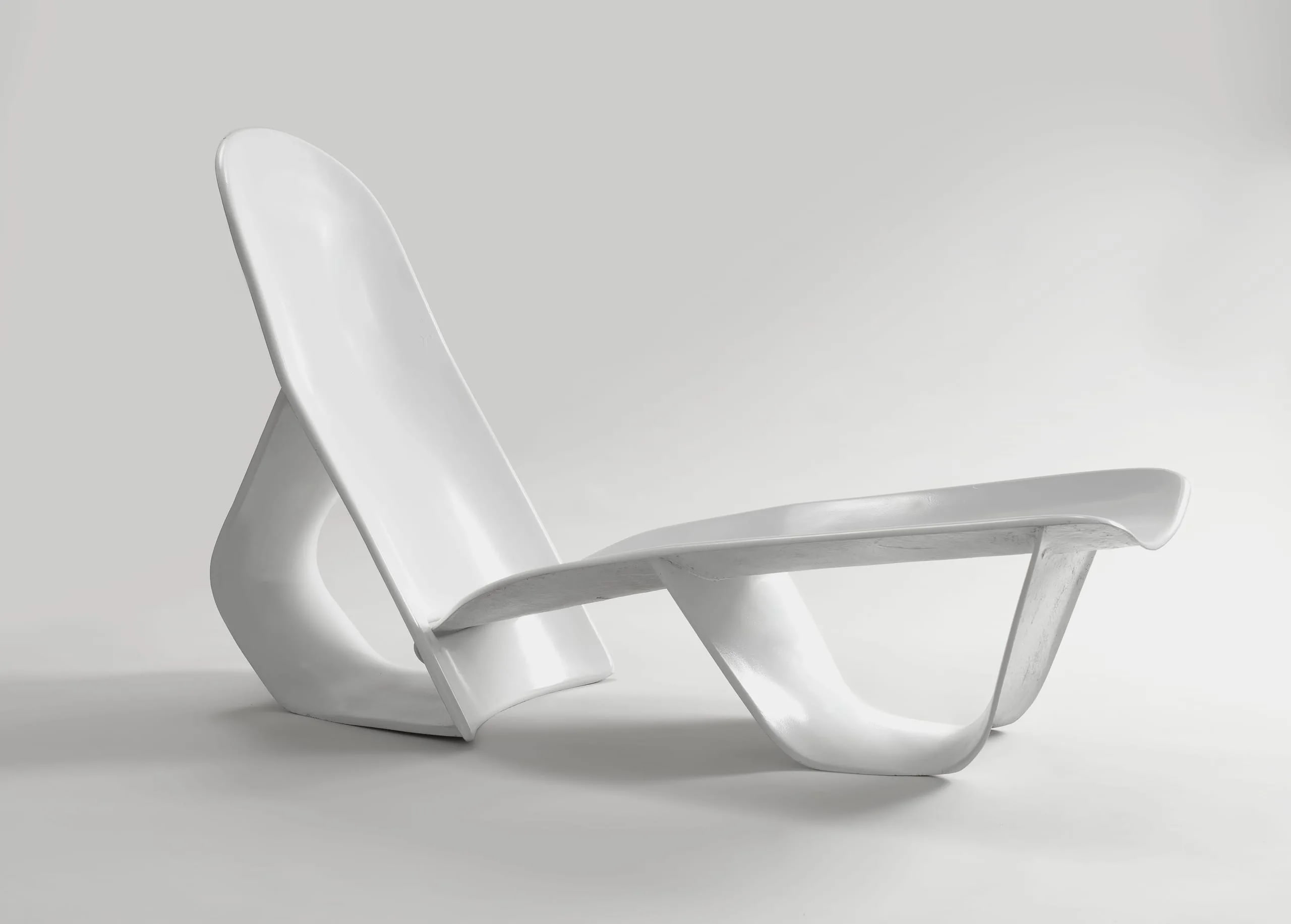 Chaise lounge