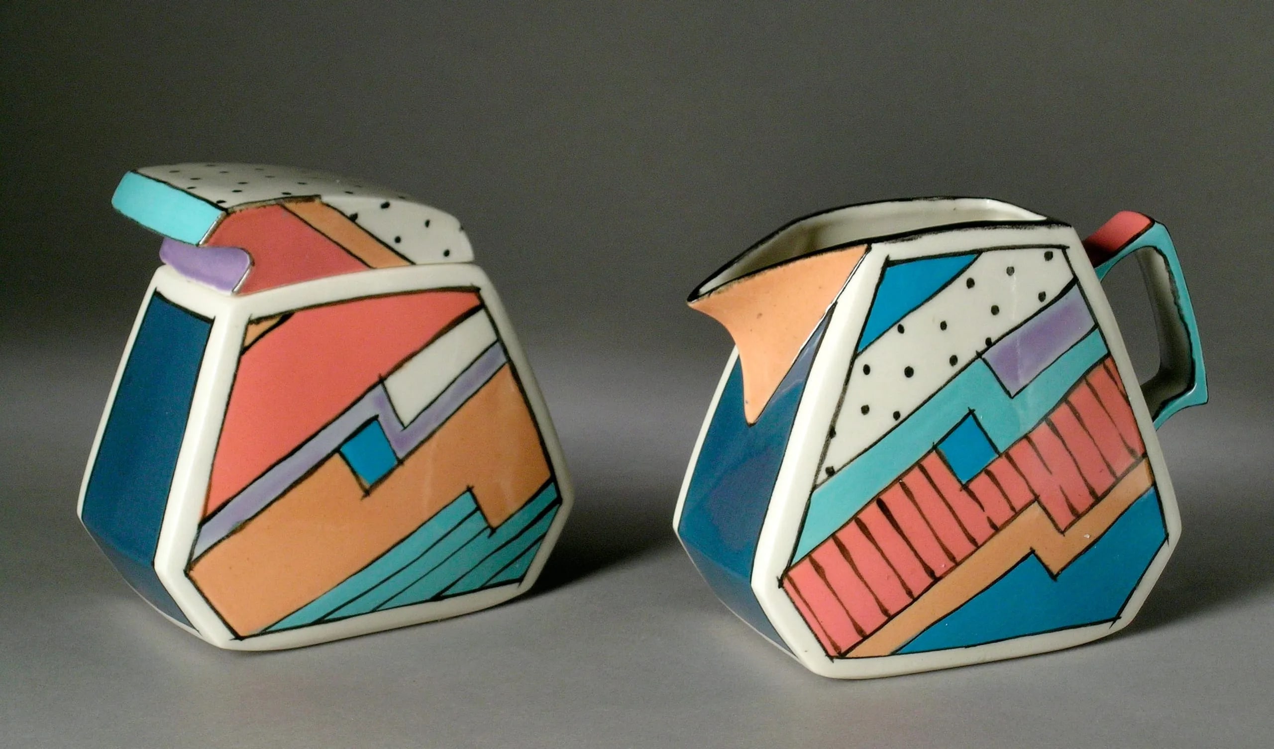 Sonar Pattern Creamer and Sugar