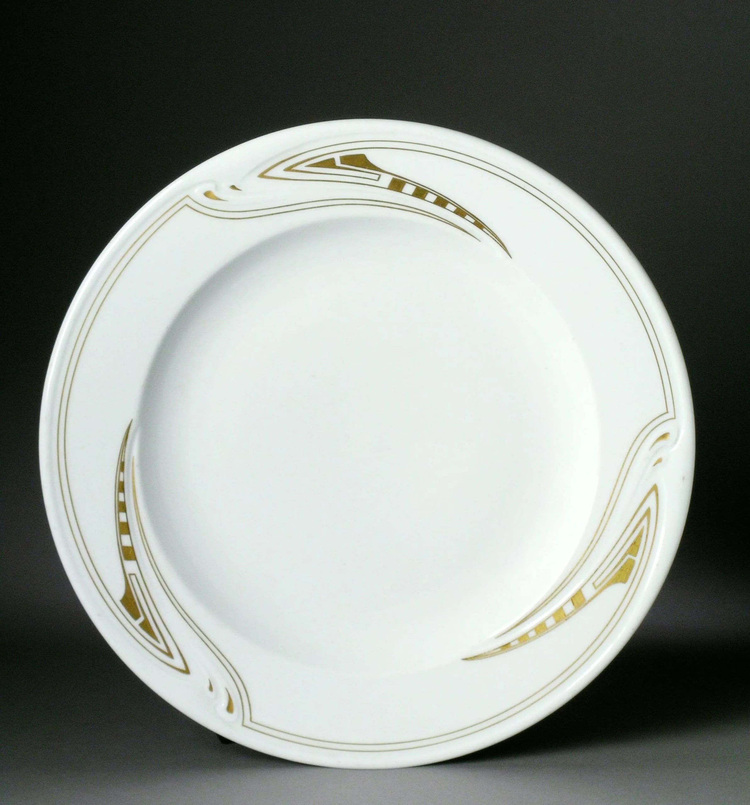 Dinner Plate from the Peitschenhieb (Whiplash) Service