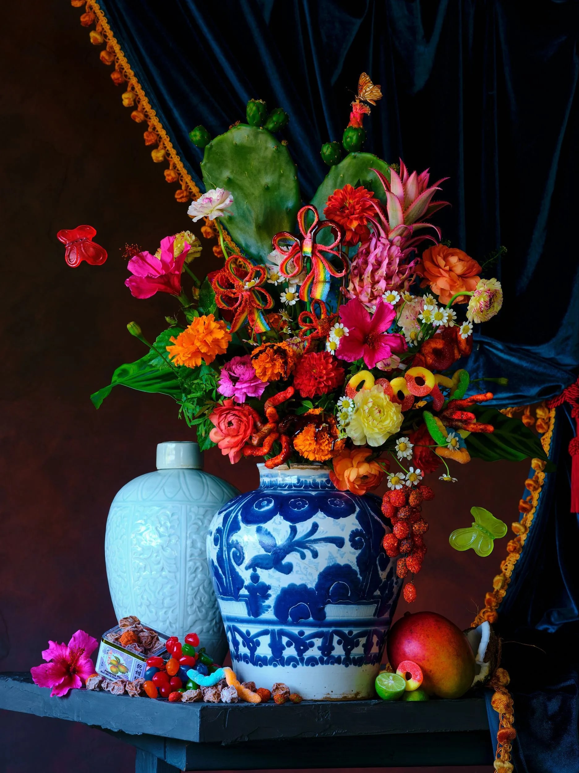 梅國 (Still life with chamoy and Dirty T Tamarindo)
