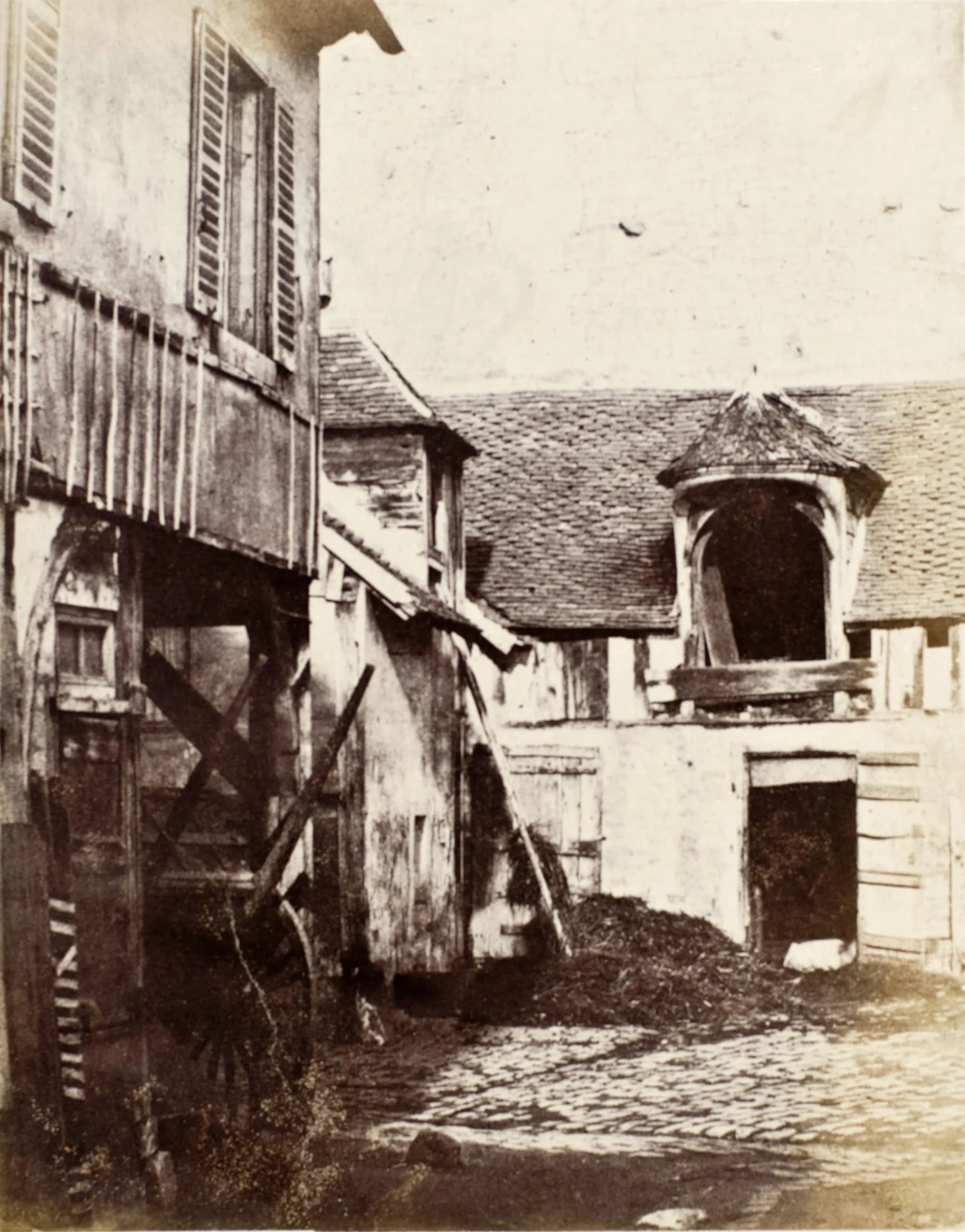 Hayloft & Courtyard