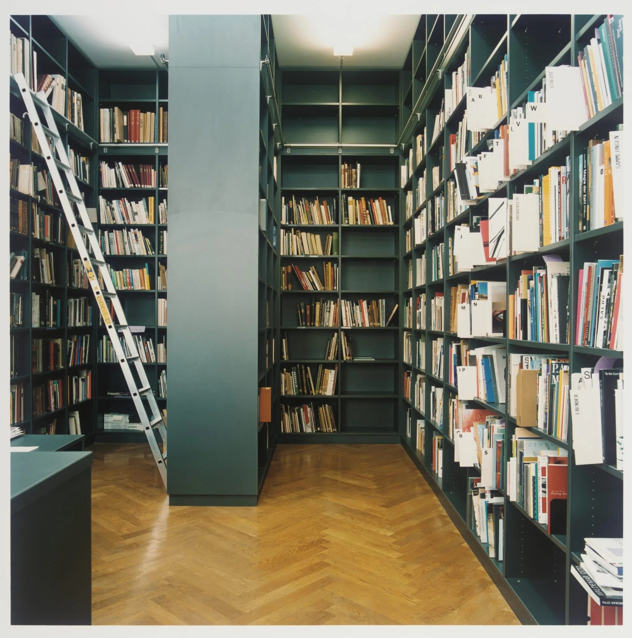 Bibliothek der Kunsthalle Basel 1