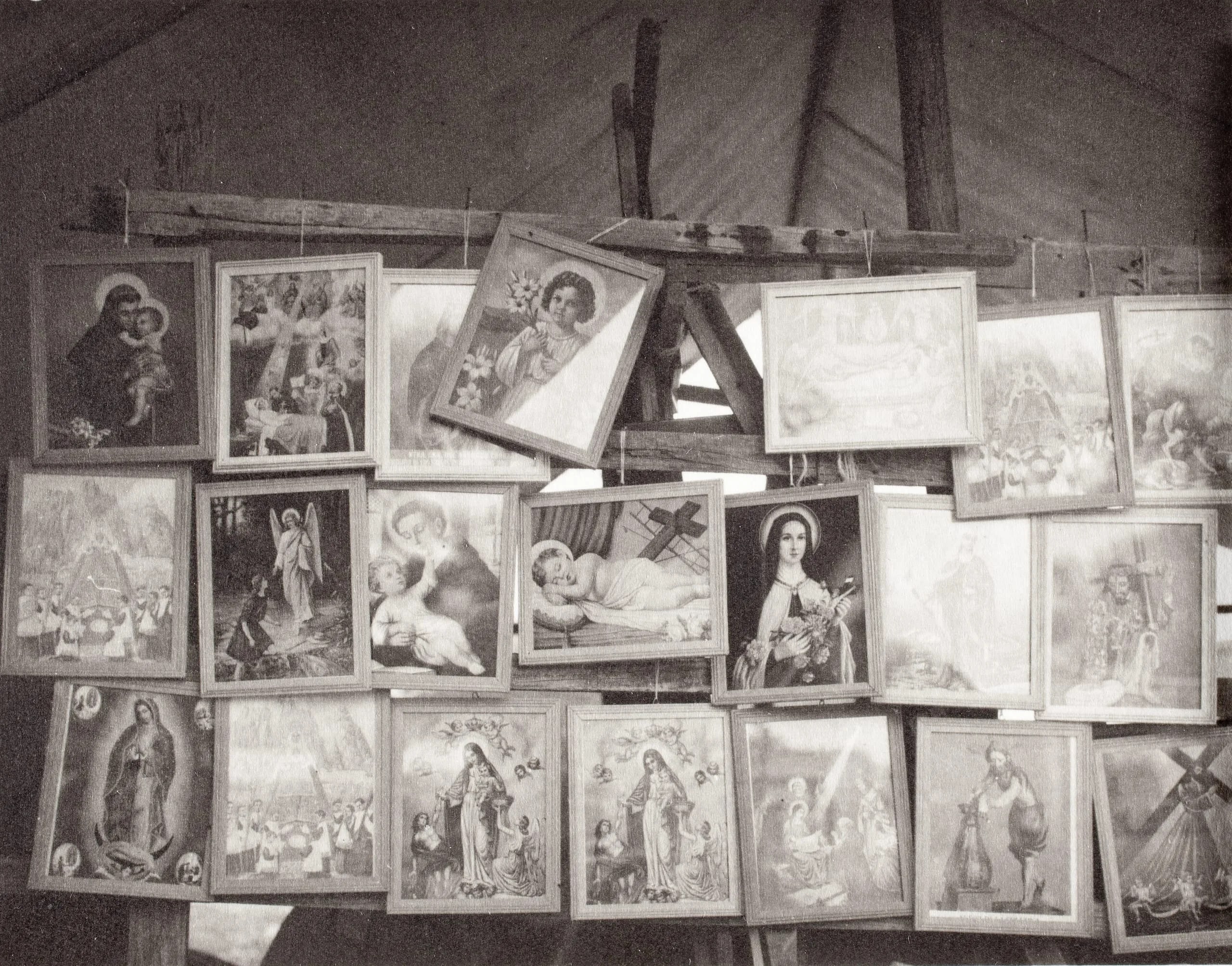 Mexico, Christian Art Vendor