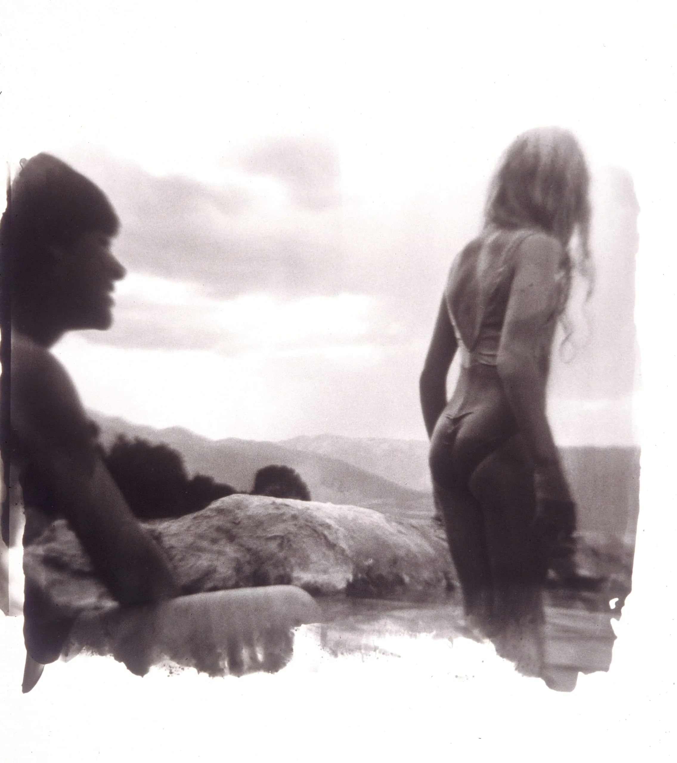 Anna and Nico overlooking Sierras