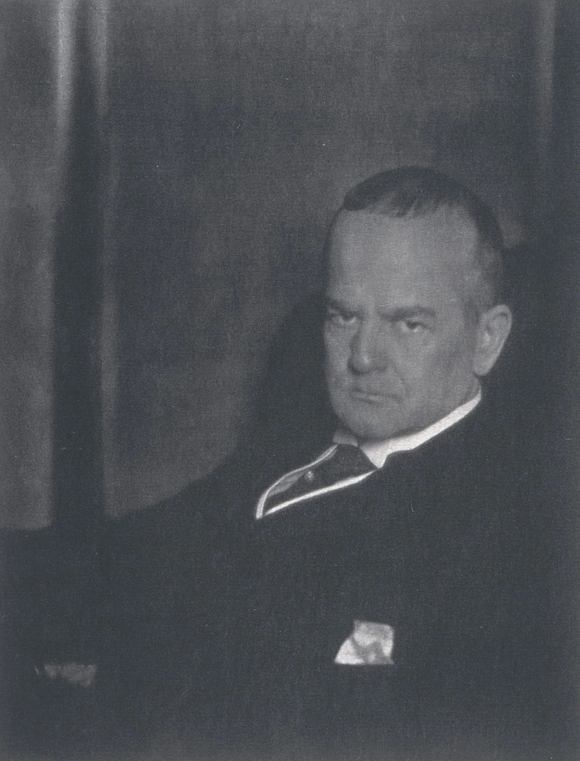 Mr. Christian Brinton