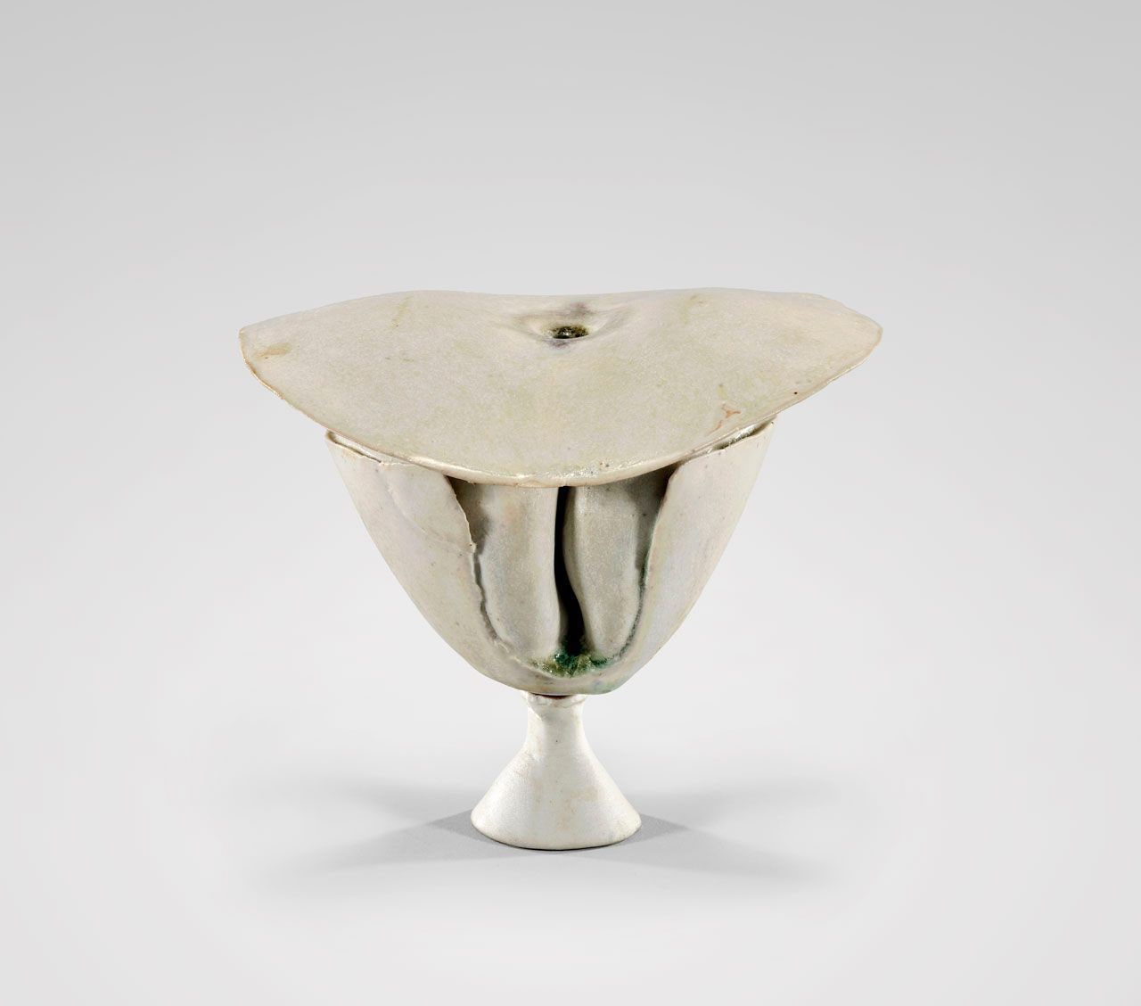 White Flanged Form