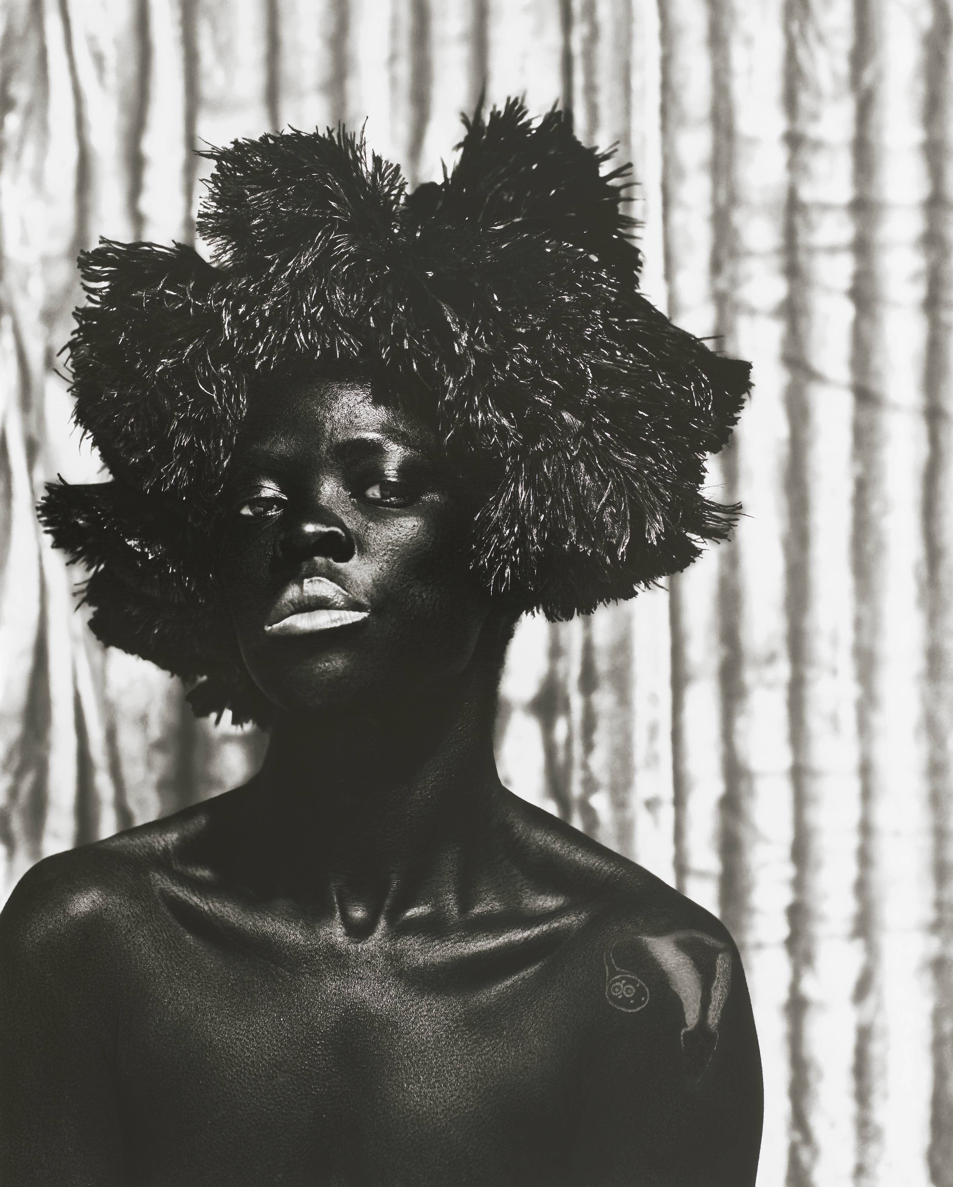 Faniswa, Seapoint, Cape Town, from the series Somnyama Ngonyama (Hail the Dark Lioness)