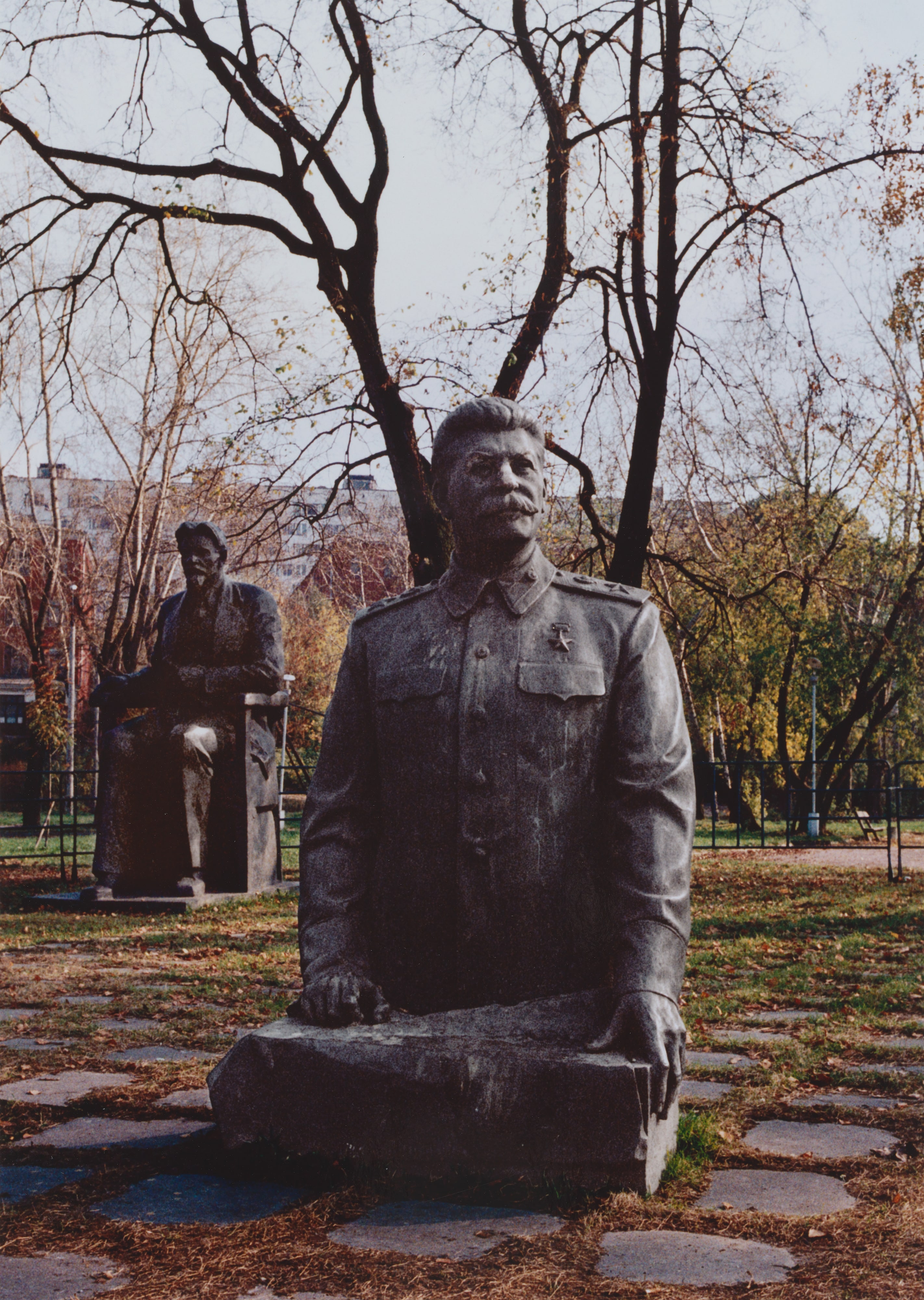 12/10/1991 Moscow, Russian SFSR. A statue of Stalin being removed from its plinth. Many statues that symbolized the Soviet era were destroyed this year.