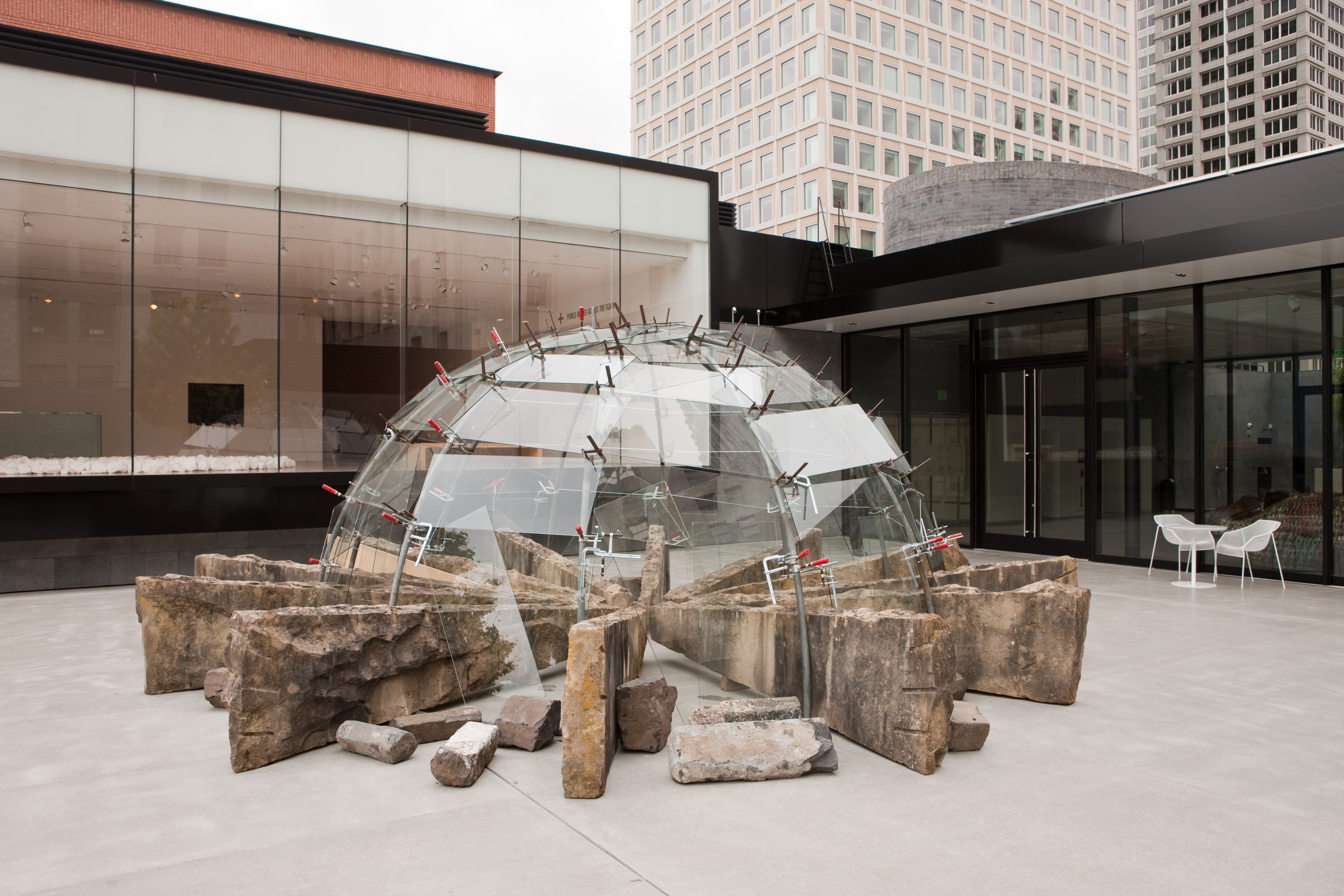 The Lens of Rotterdam