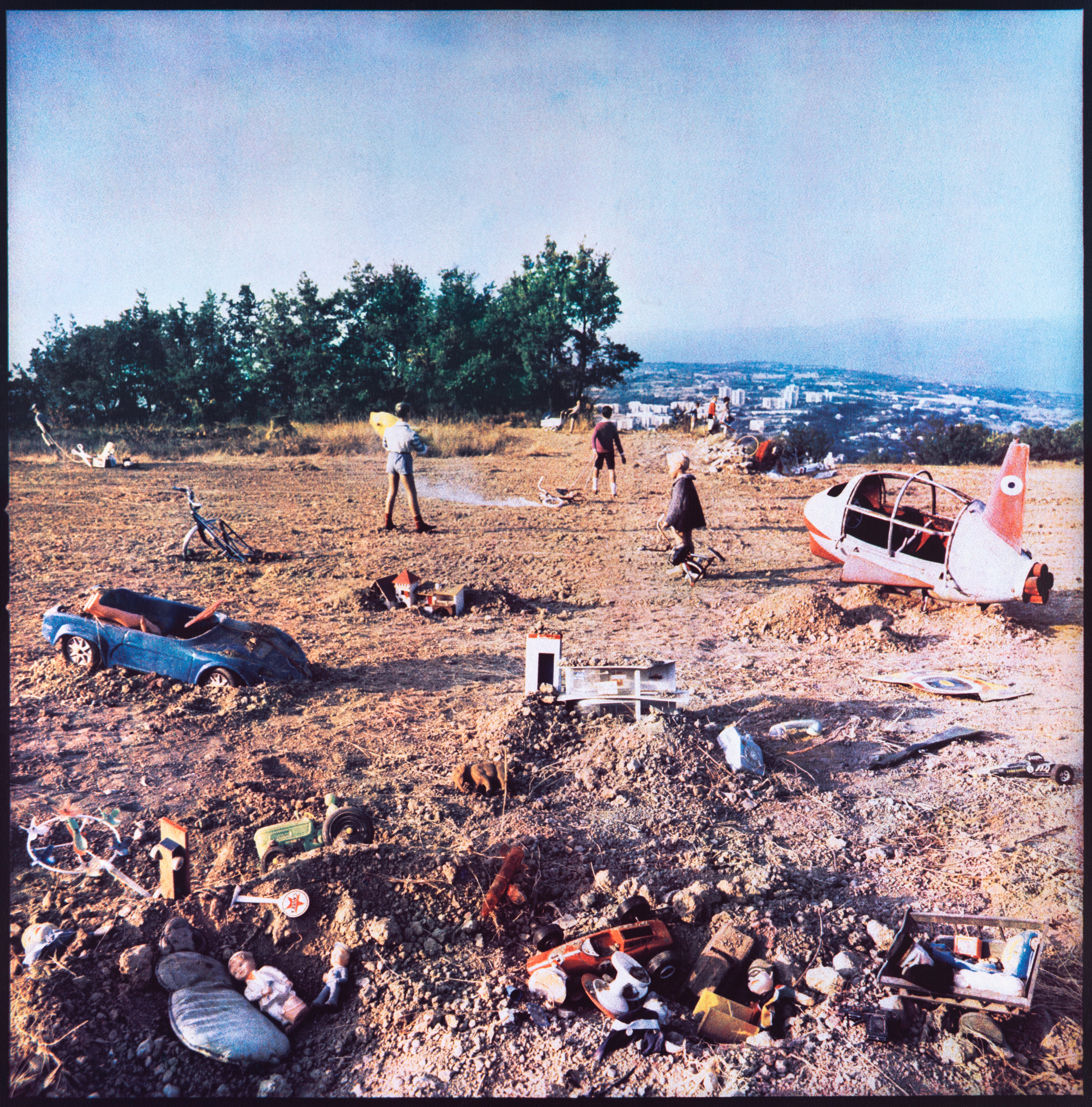 L'Enterrement des jouets (Burying the Toys), from the series Les Grandes Vacances (Summer Camp)