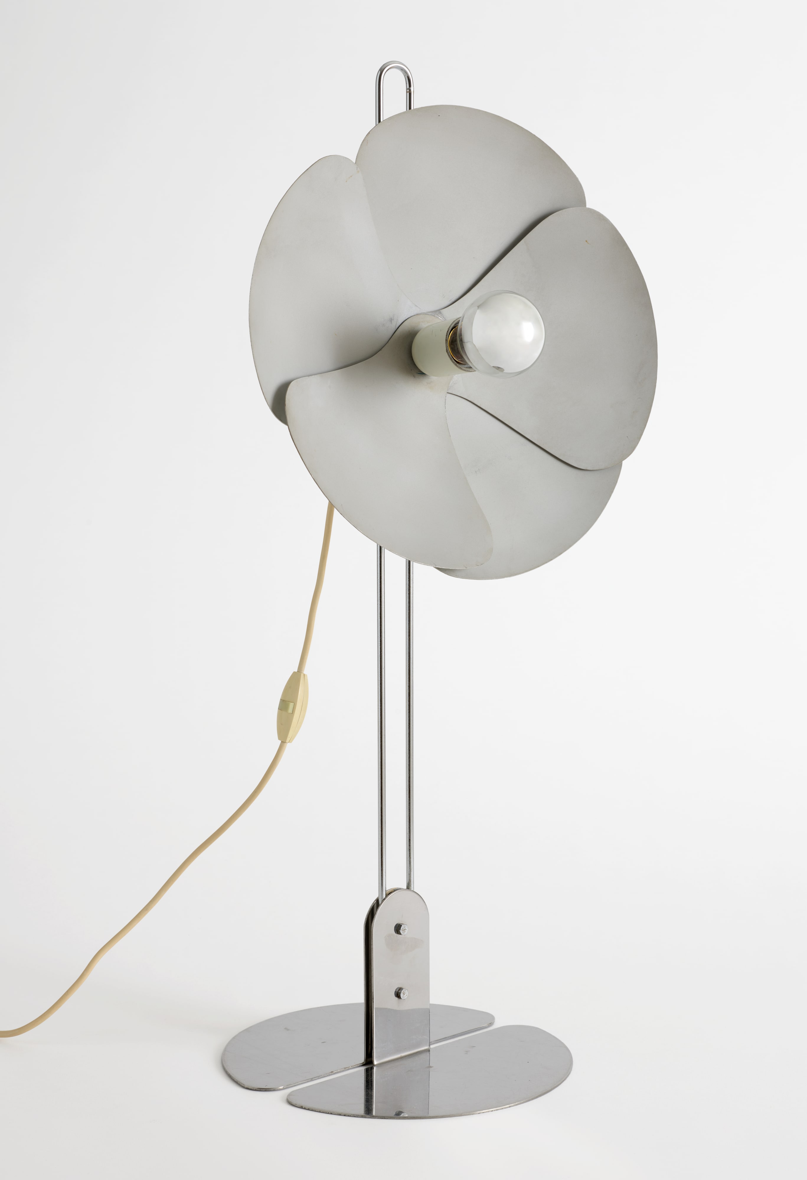 2093-80 table lamp