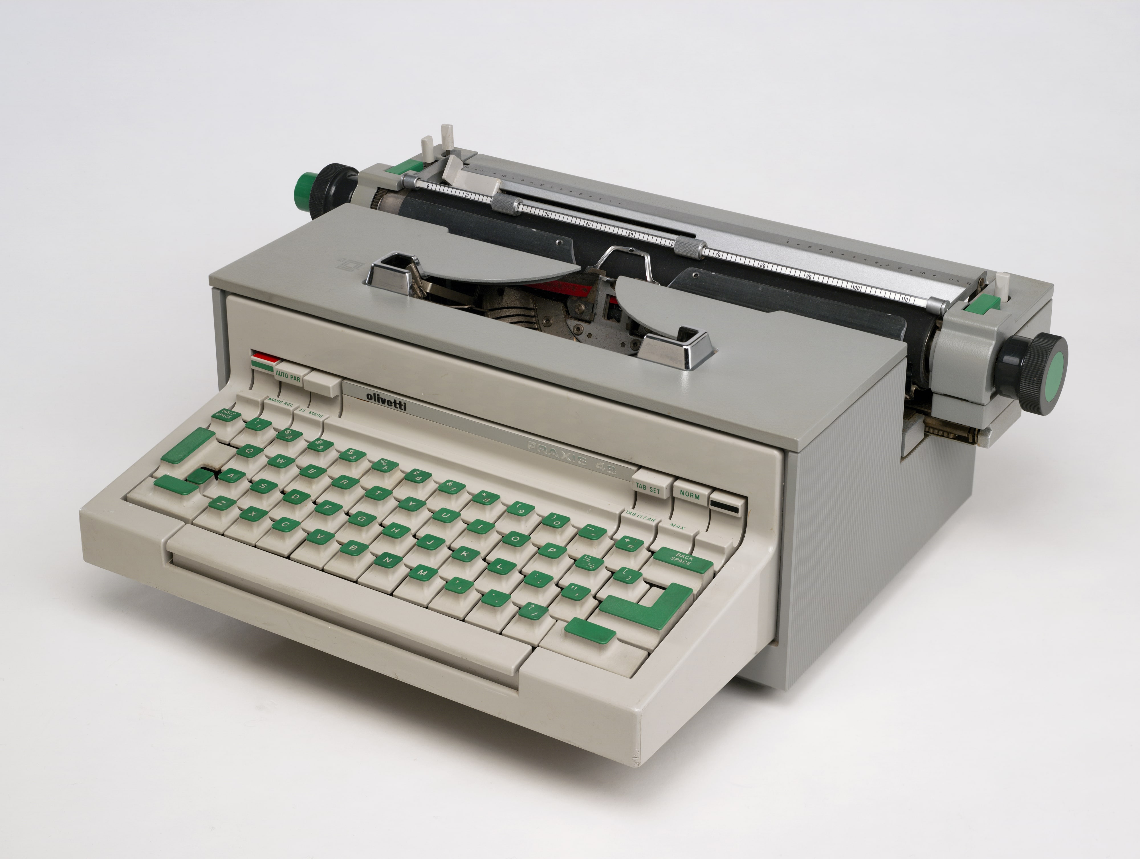 Praxis 48 Electric Typewriter