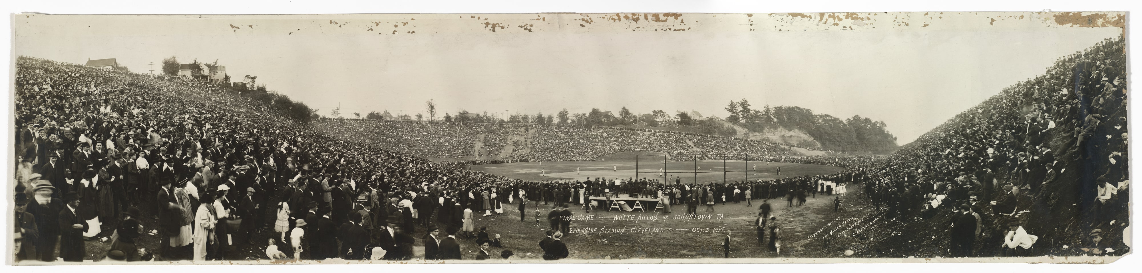 Final Game, White Autos vs. Johnstown, Pennsylvania, Brookside Stadium, Cleveland, October 3, 1915