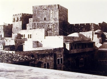 Tour de David avec ses grandes assises salomoniennes (Tower of David with its great courses from the Solomonic era)