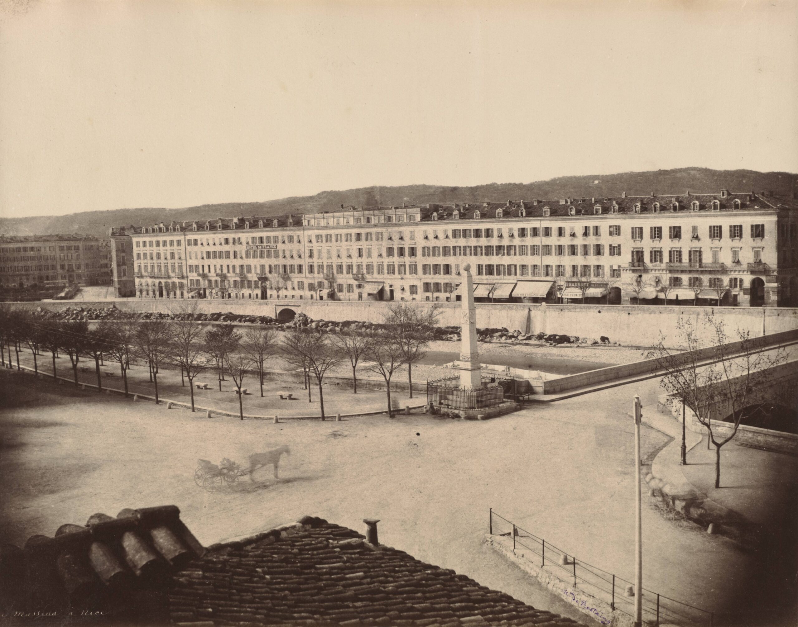Quai Masséna