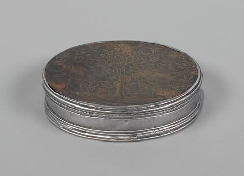 Snuffbox