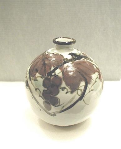 Vase with grape design