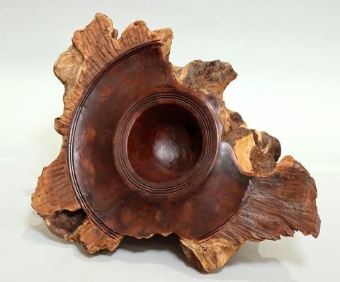 Natural-edge Geode