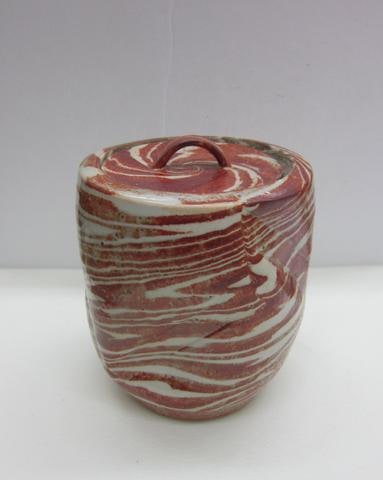 Fresh-Water Jar (Mizusashi) in Red and White Marbled Design