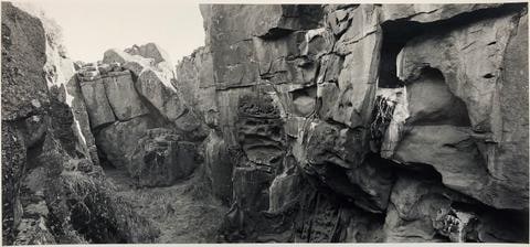 Crack in the ground, Lake County, Oregon